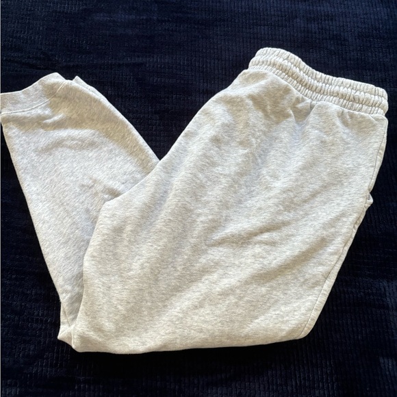 Old Navy Gray Sweatpants - Picture 2 of 5